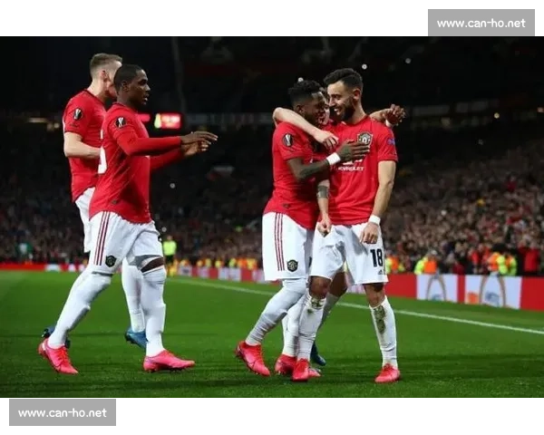 纵览足球世界风云变幻与豪门传奇荣耀征程全景纪实深度解析时代篇